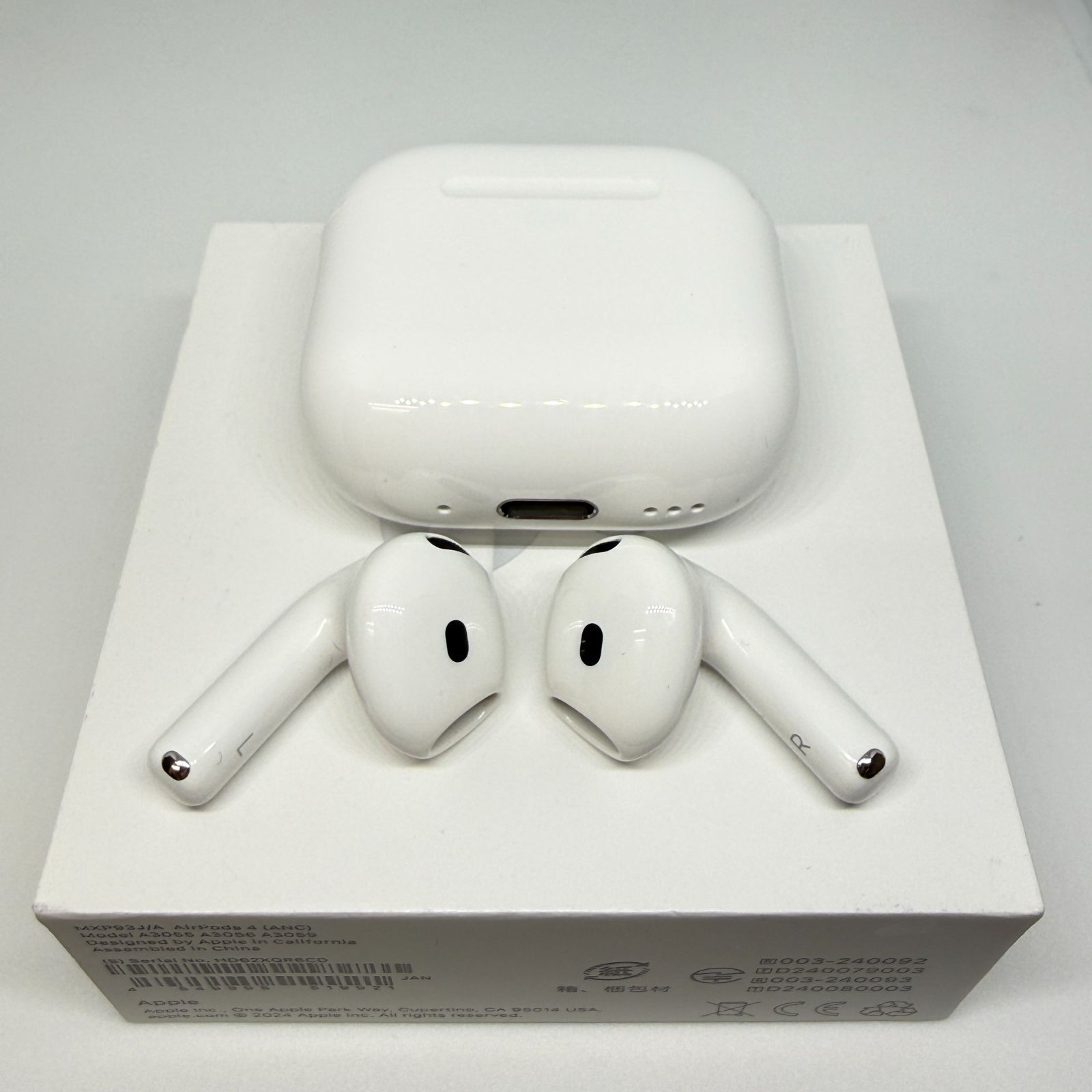 AirPods4 アクティブノイズキャンセリング搭載モデル MXP93J/A