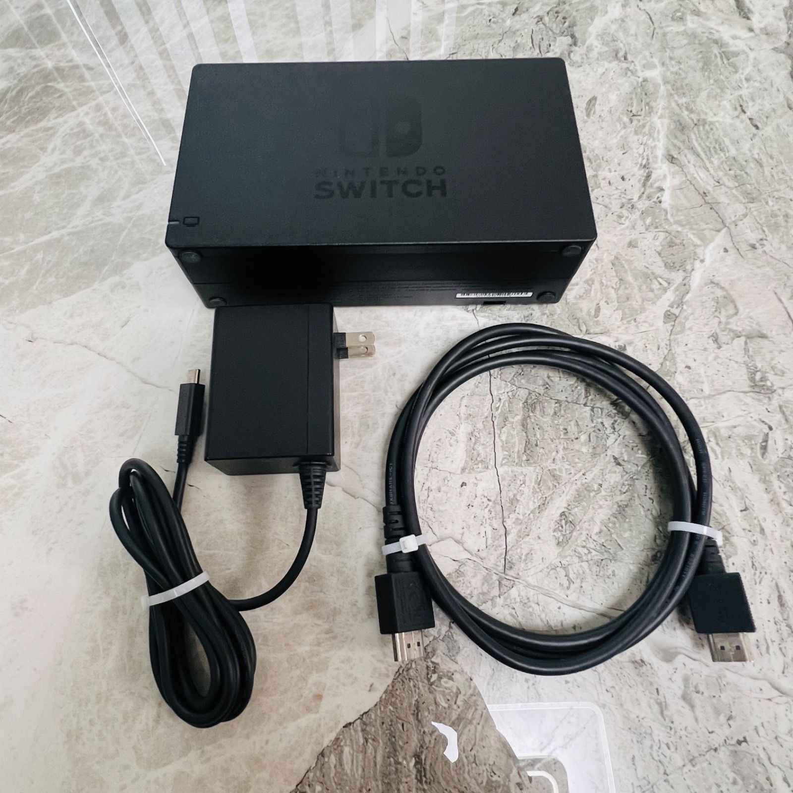 完動品】Nintendo Switch スイッチ 本体 バッテリー強化版 2019年製