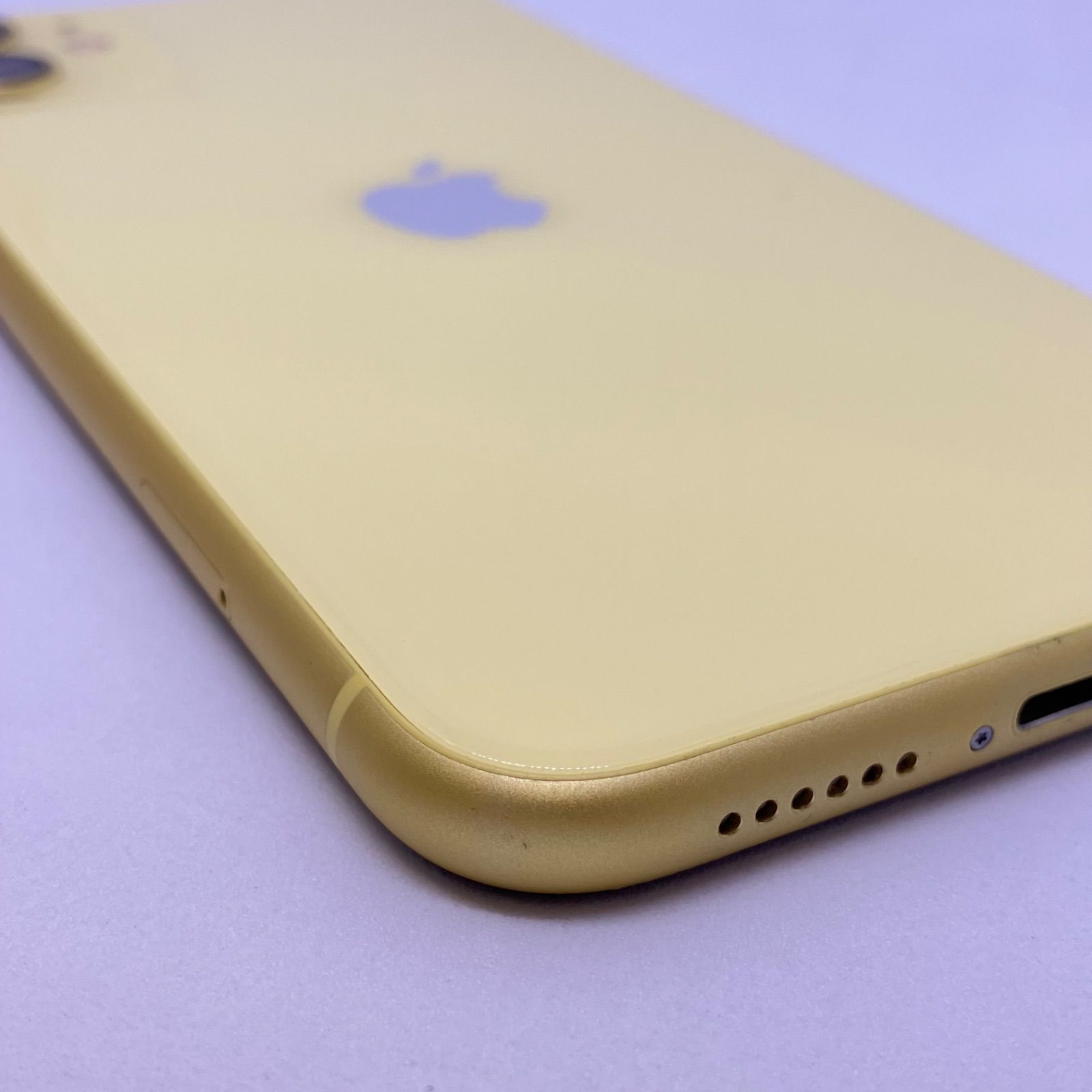 送料無料 iPhone 11 128GB イエロー