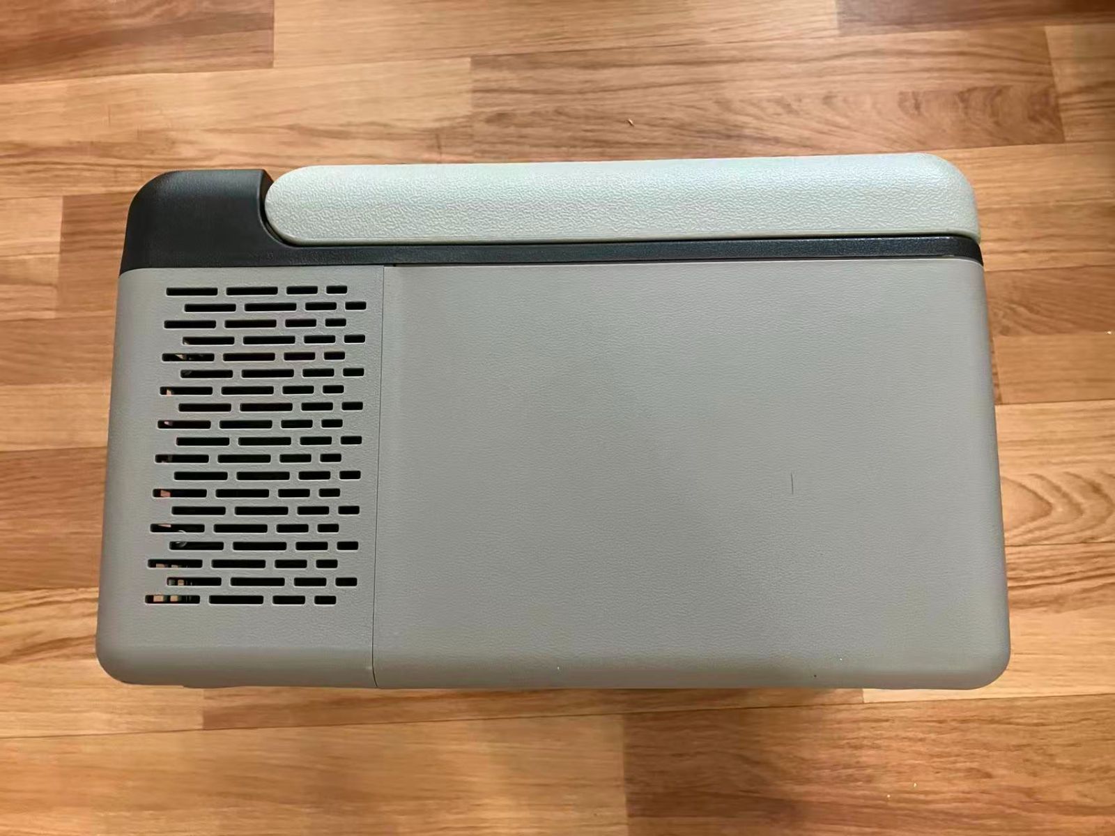 お得品】C9 9L 車載冷蔵庫 ポータブル 小型 -20℃～20℃ 取扱説明書付も