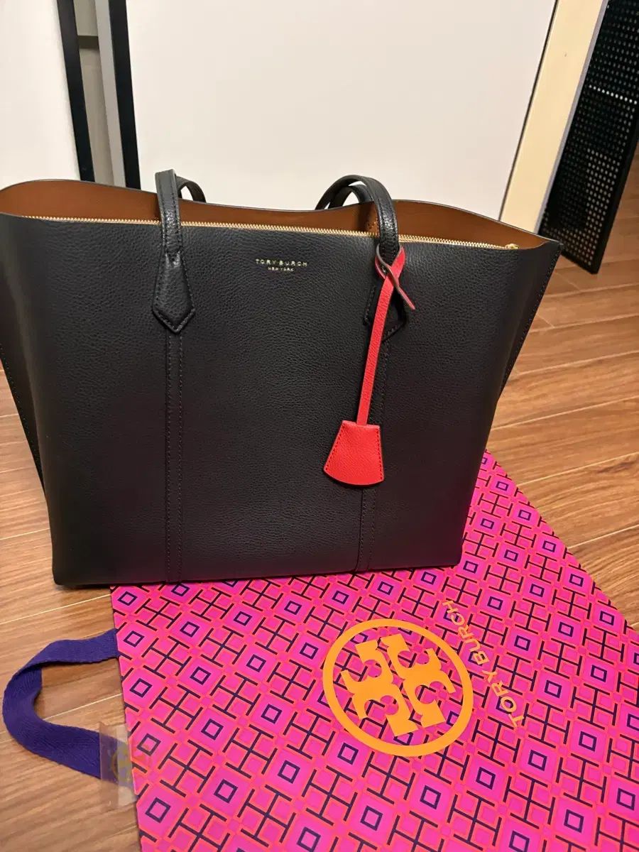 トリーバーチ ペリー トートバッグ ブラック