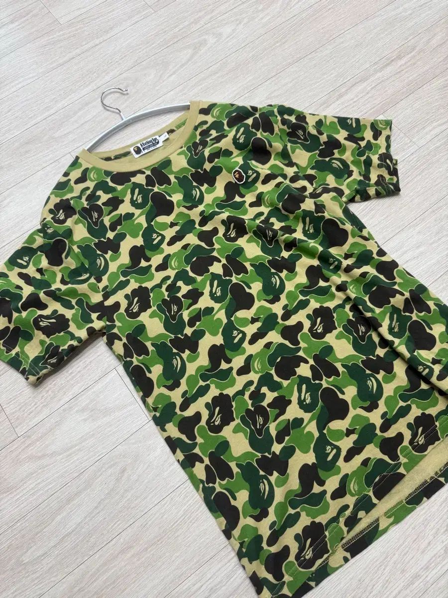 A BATHING APE アベイシングエイプ カモフラージュ Tシャツ Camo Green 半袖Tシャツ