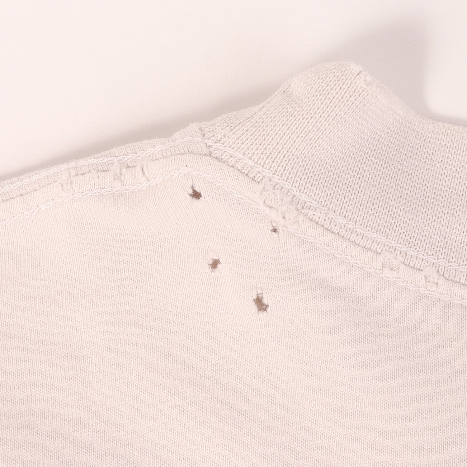 【美品】BALENCIAGA バレンシアガ Tシャツ アイボリー系 サイズ:S | 24SS ダメージ加工 ステンシルロゴ オーバーサイズ Tシャツ | トップス カットソー 半袖【メンズ】【中古】
