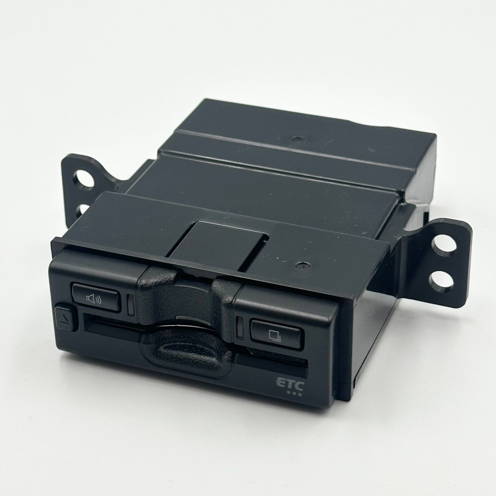 DENSO ETC車載器 DIU-6200 ビルトインタイプ 本体　スズキ純正品 DENSO ETC車載器 DIU-6200 ビルトインタイプ 本体 スズキ 純正品 【24