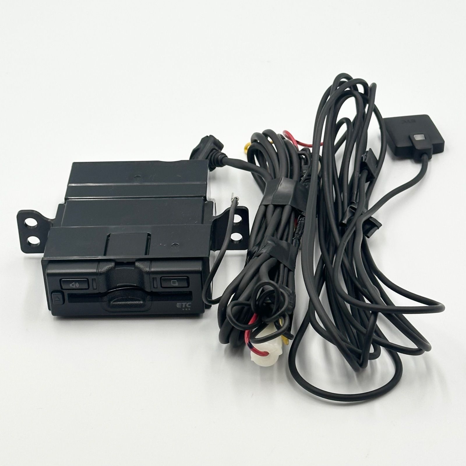 DENSO ETC車載器 DIU-6200 ビルトインタイプ 本体 スズキ 純正品 【24