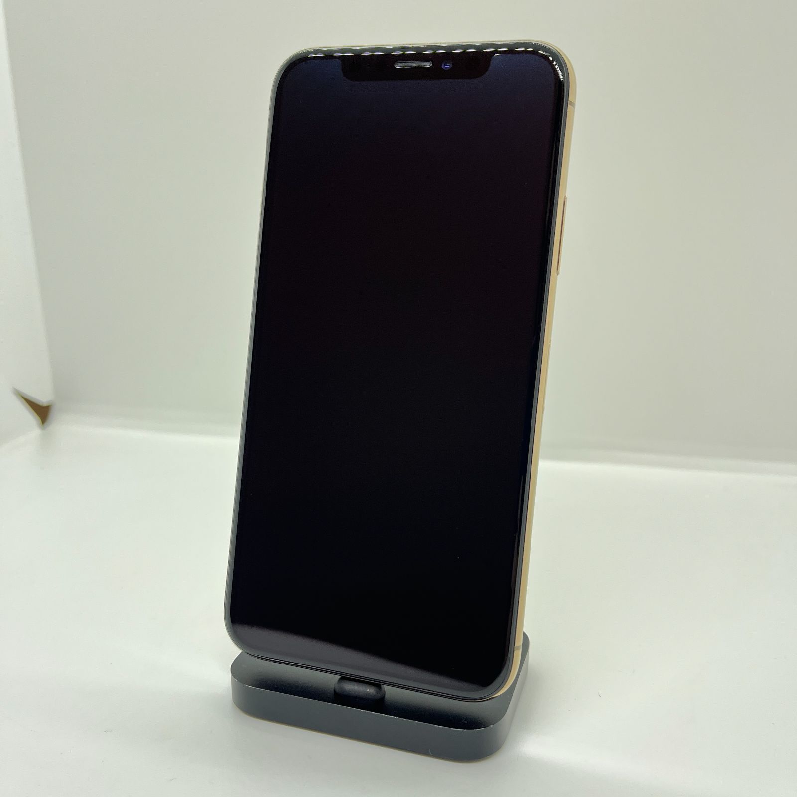 バッテリー最大容量100％】iPhoneXs 256GB ゴールド【SIMロック解除