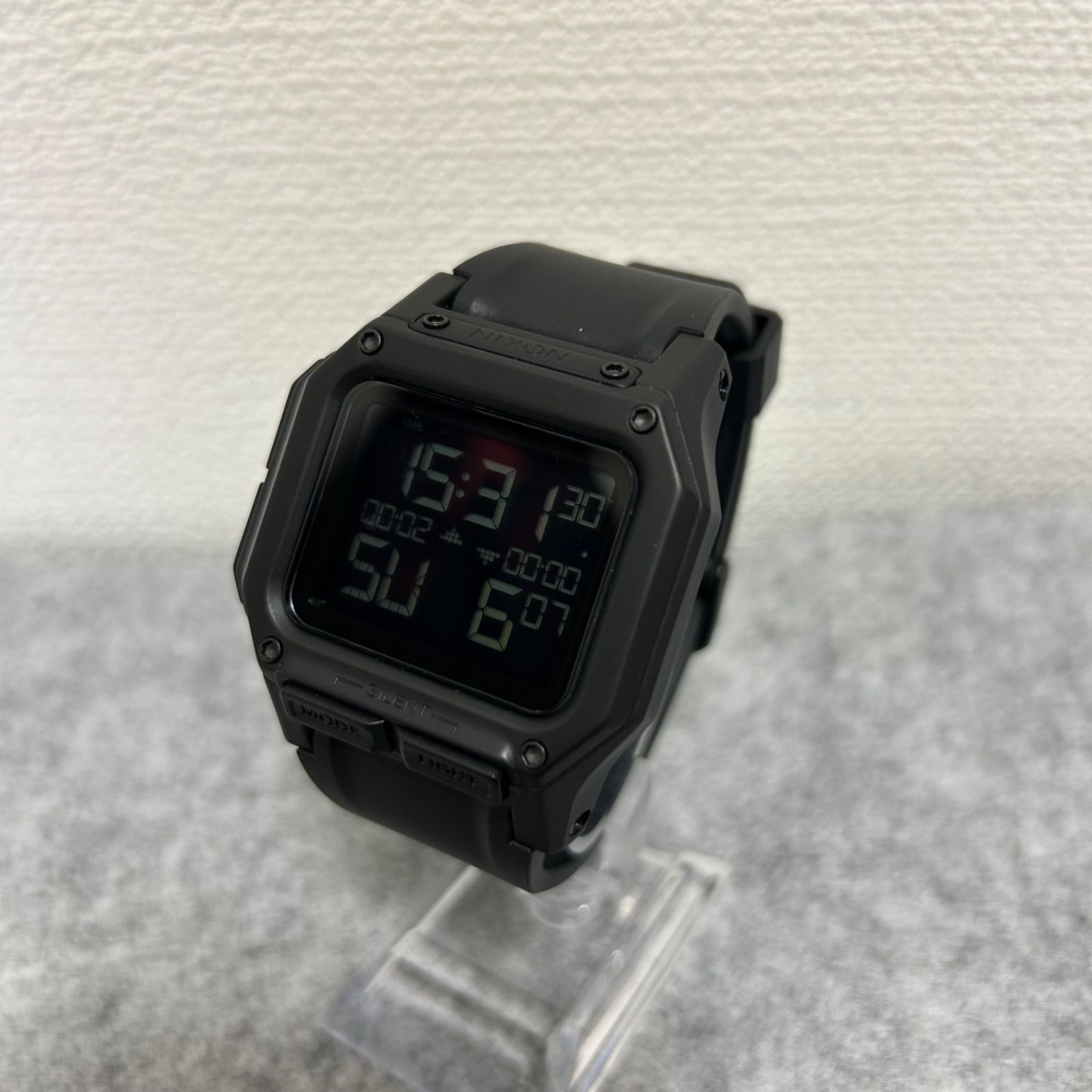 NIXON THE REGULUS ニクソン レグルス オールブラック デジタル 腕時計 