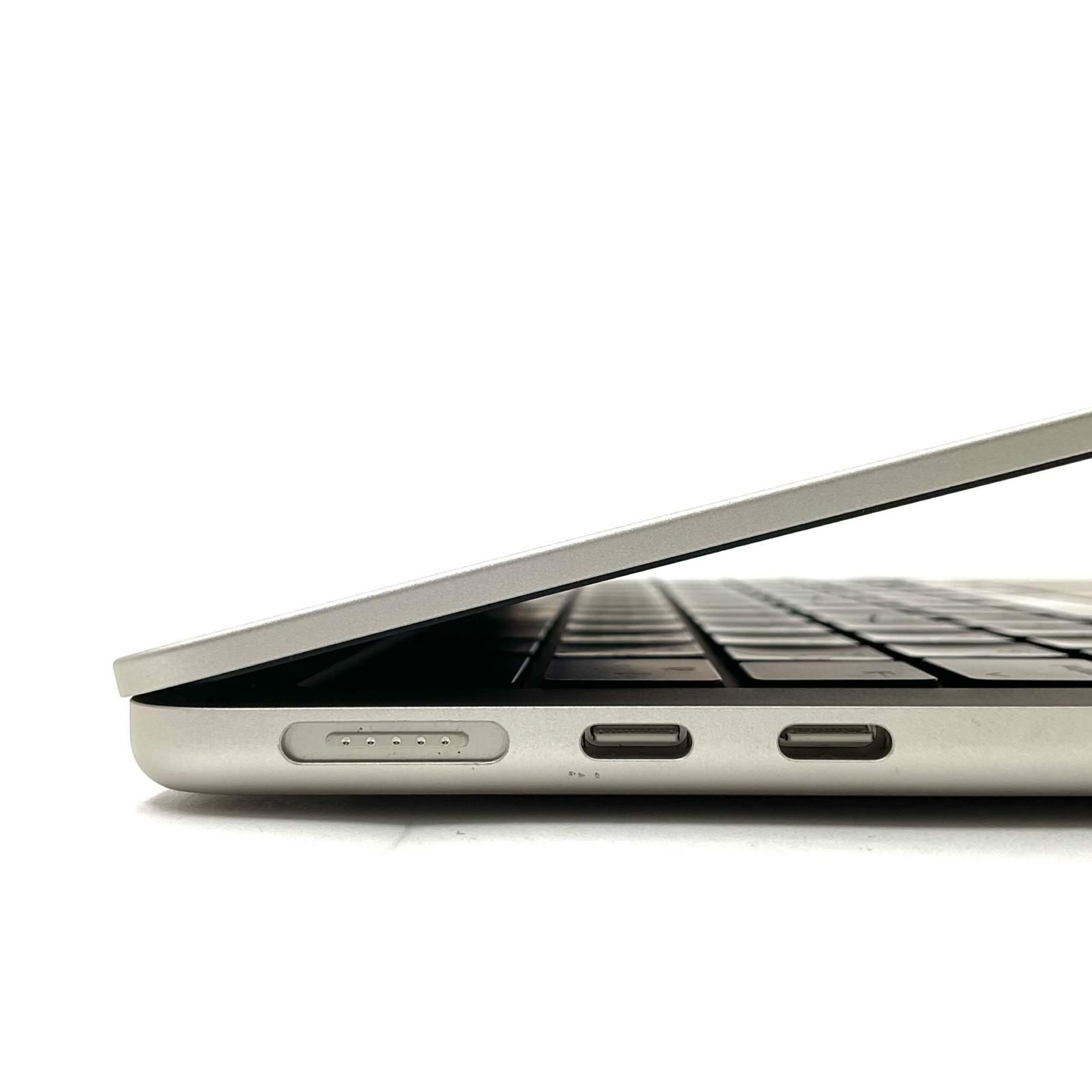 MacBook Air M2 13