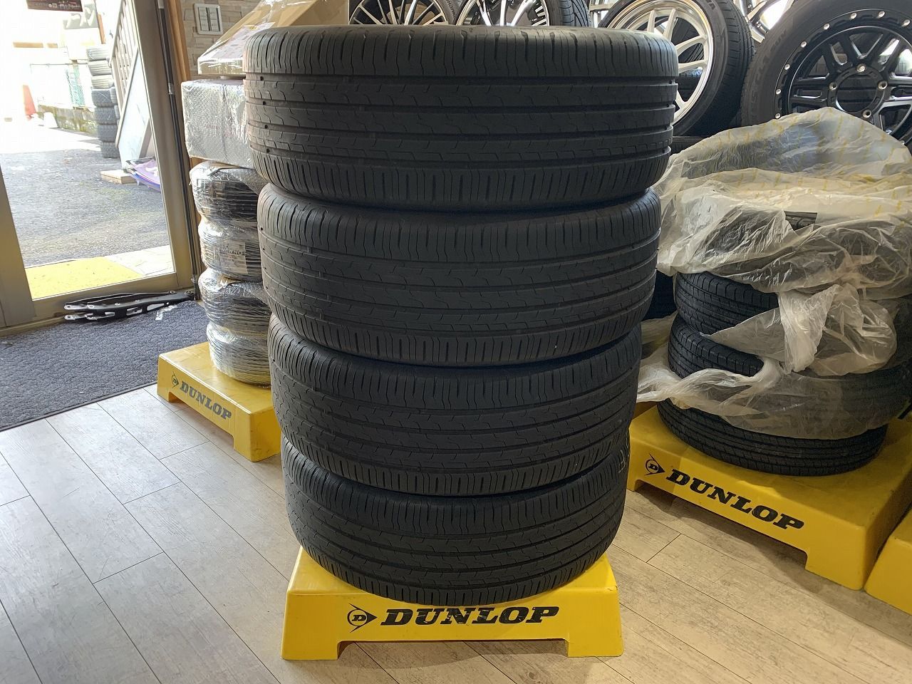 【2605036】Continental EcoContact6 235/55R19 2023年 5.5mm RAV4 ハリアー クラウンセダン NX エクストレイル CX-60 CX-80 等
