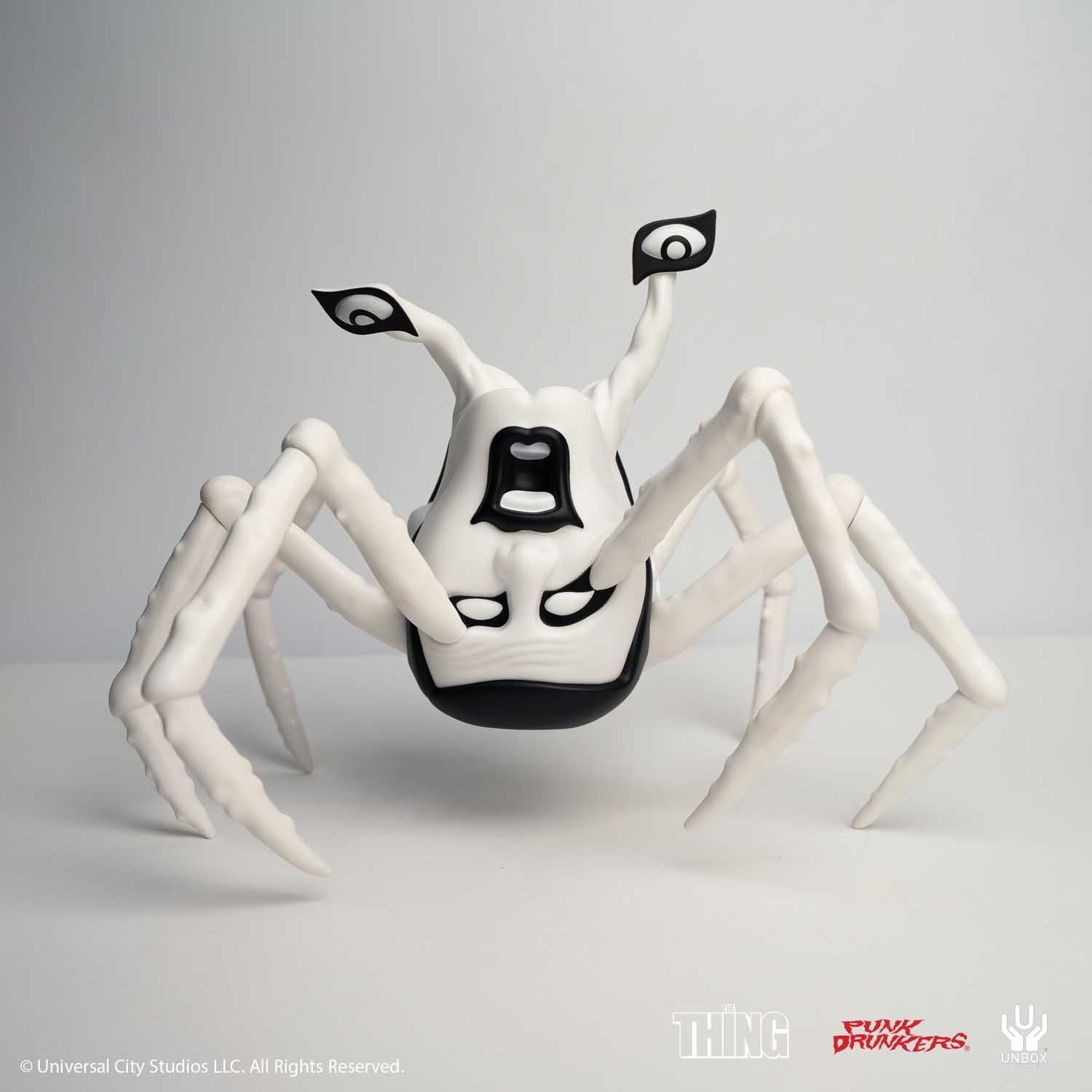 UNBOX INDUSTRIESソフビ 遊星からの物体X X PUNK DRUNKERS アイツ