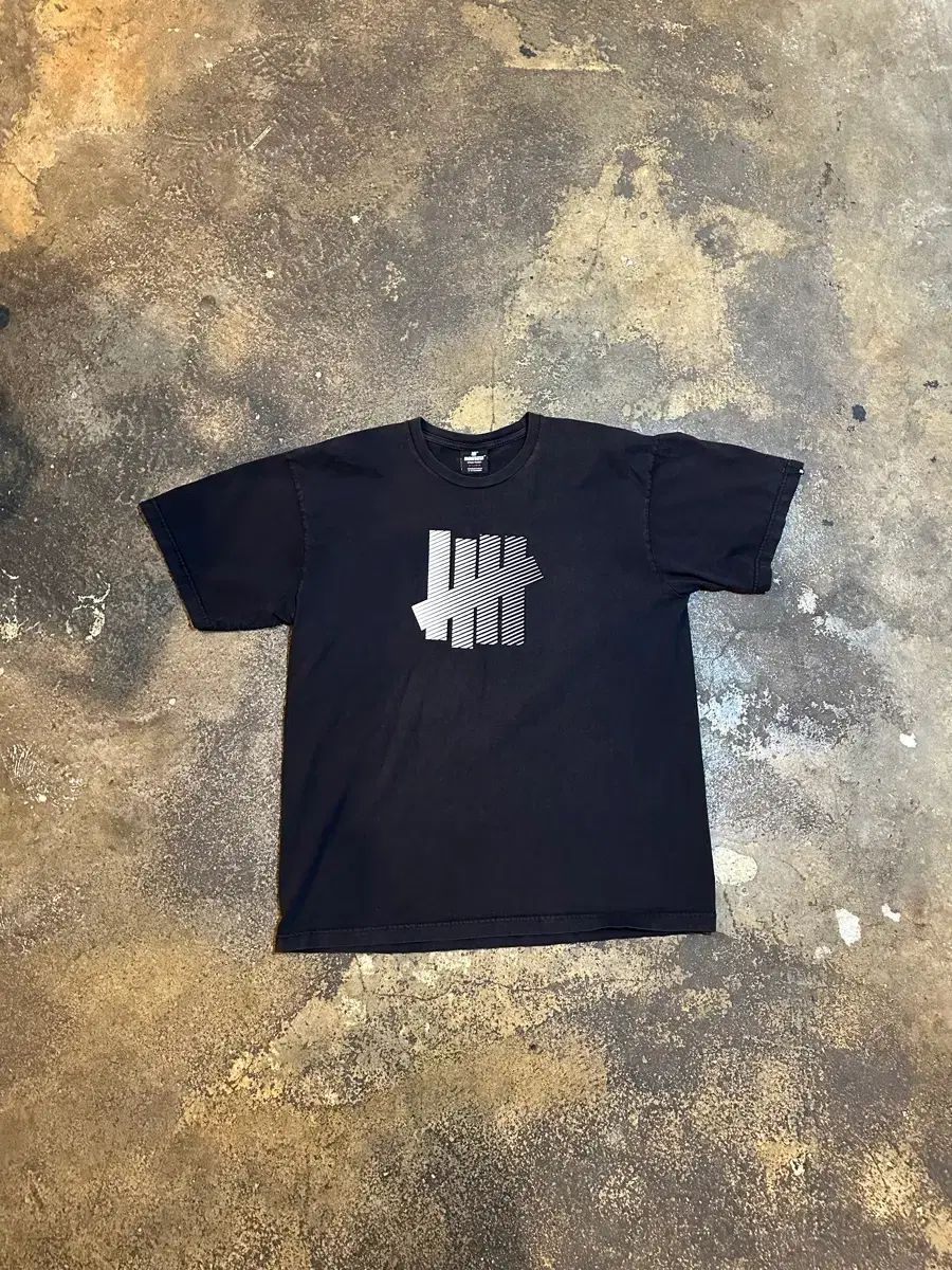 ヴィンテージ 00s アンディフィーテッド Tシャツ
