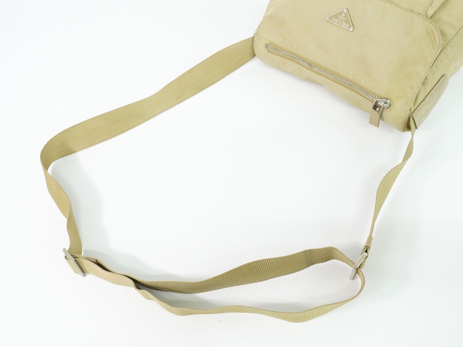 本物 プラダ PRADA ナイロン ショルダーバッグ ポシェット ベージュ
