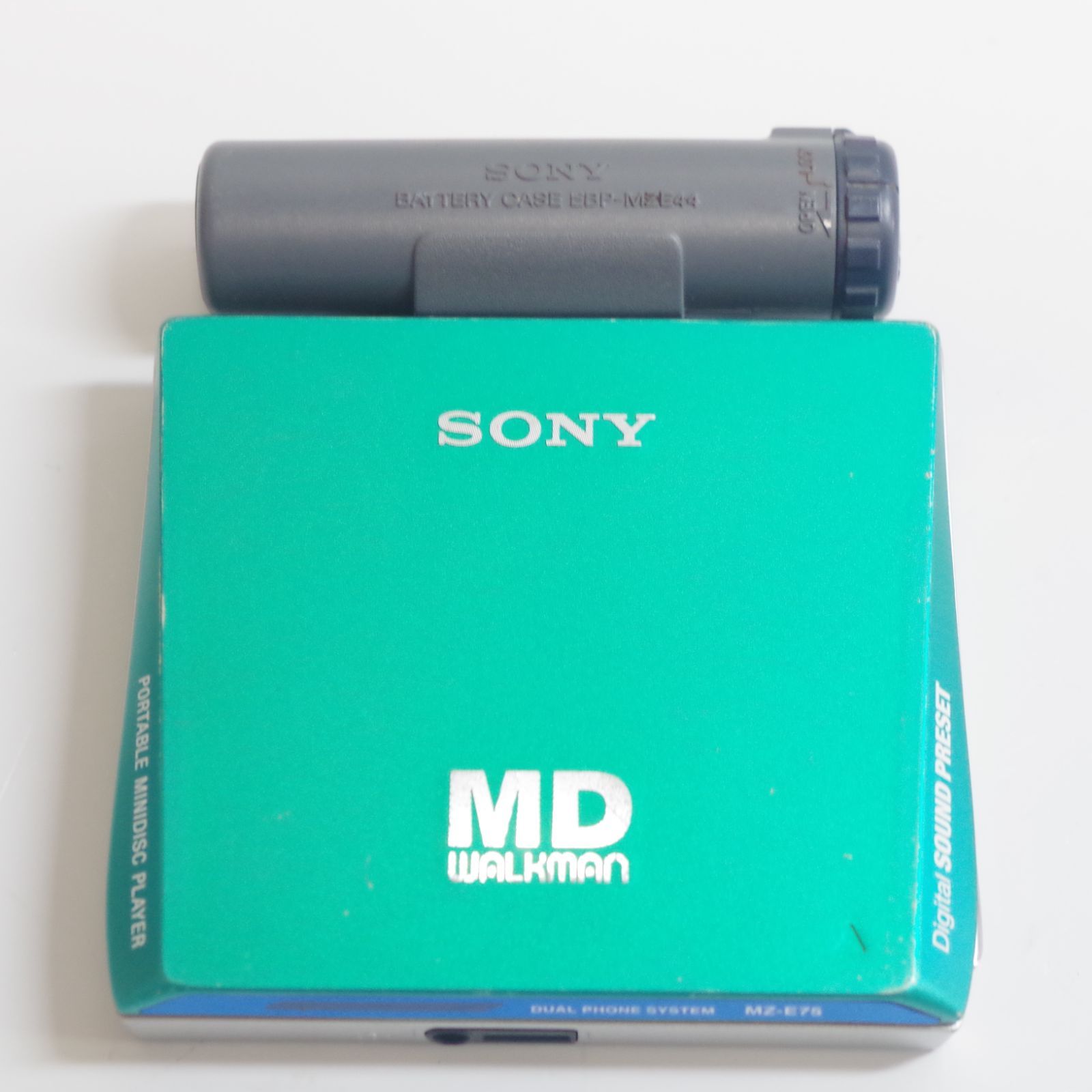 A4947 SONY ソニー MD ウォークマン MZ-E75 A4947 SONY MD ウォークマン MZ-E75 - メルカリ