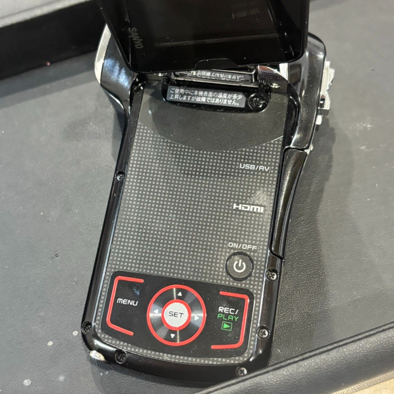 Sanyo サンヨー Xacti DMX-CA100 14mega ハンディカメラ 通電確認済み