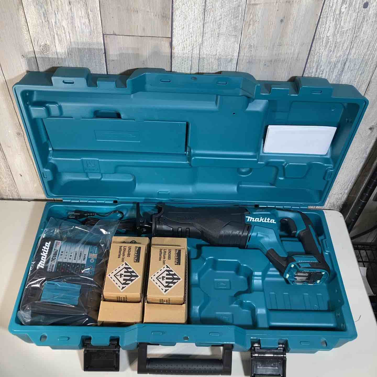 ☆マキタ(makita)18V コードレスレシプロソー JR187DRGX バッテリー2個