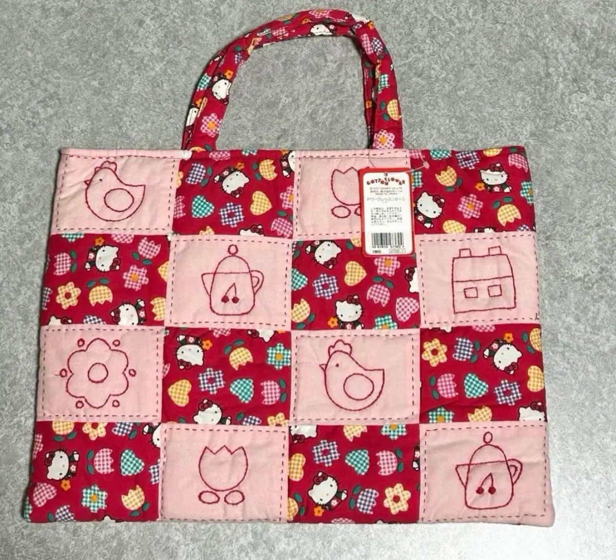 サンリオ ハローキティ クラシック キルティング トートバッグ