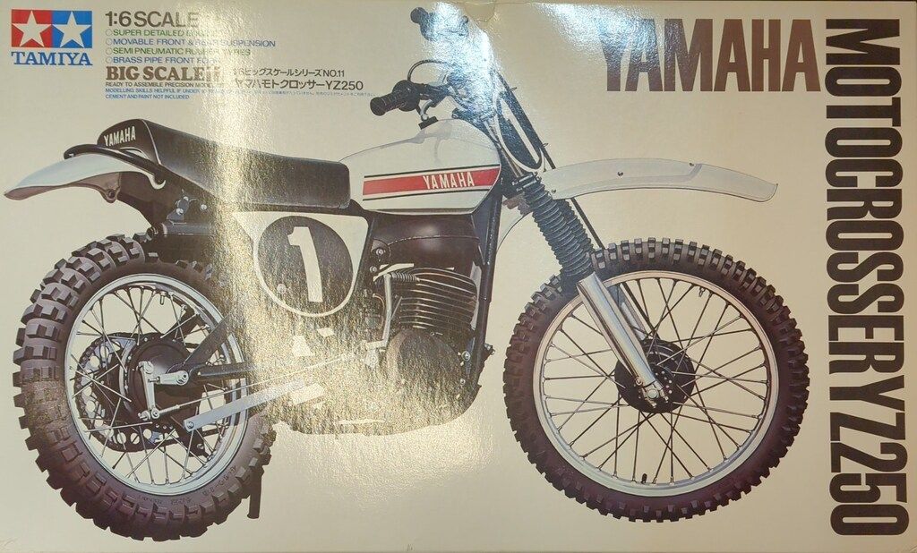 タミヤ 1/6ビッグスケール ヤマハ モトクロッサーYZ250 16011