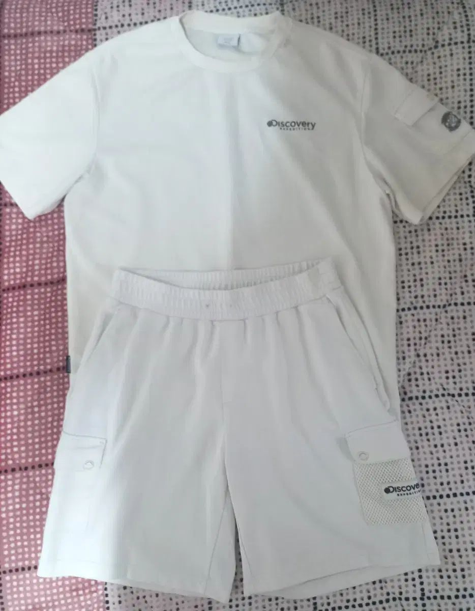 DISCOVERY Tシャツ ハーフパンツ セット トップス 100 ボトムス 32