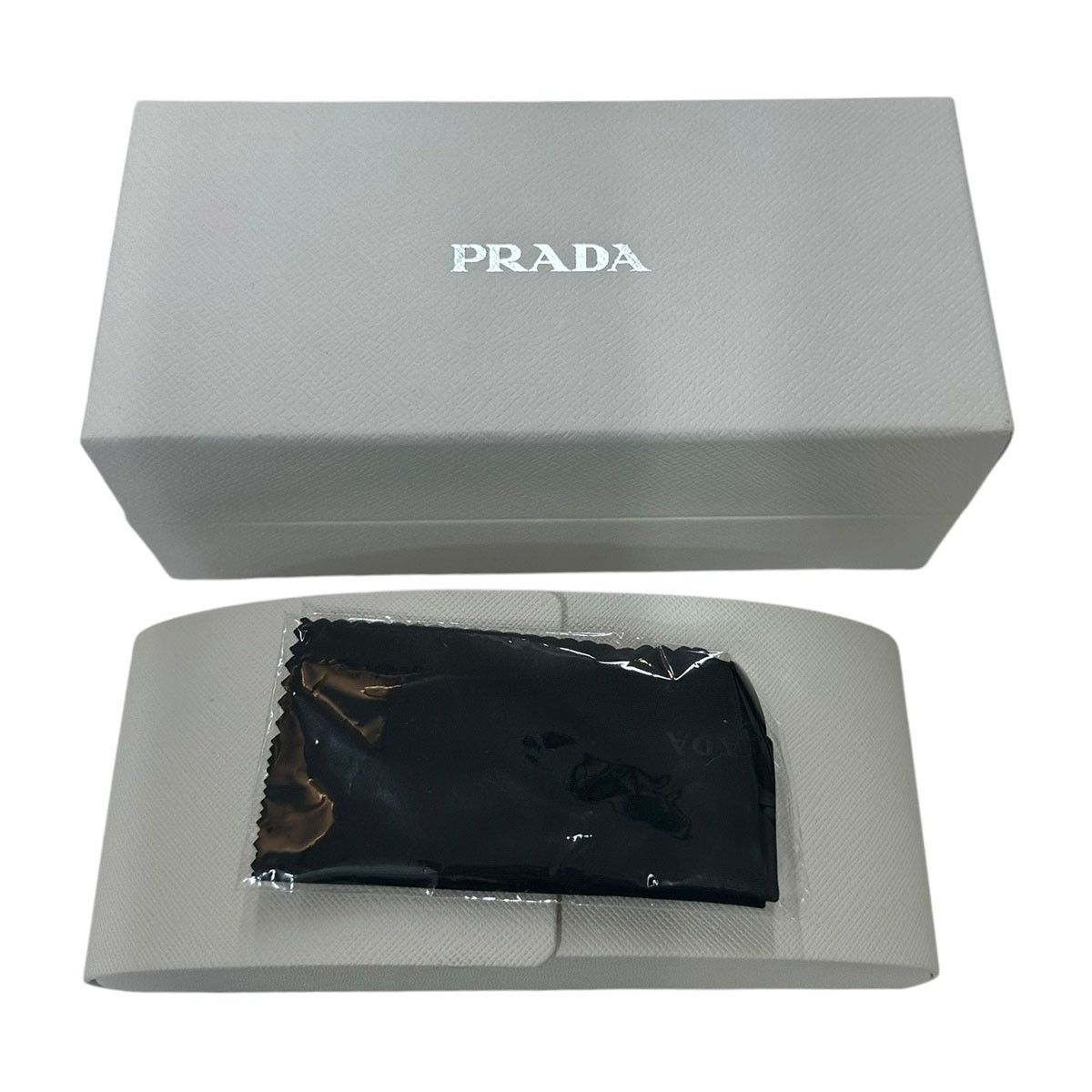 PRADA SPR B03 サングラス 8071000178763 - メルカリ