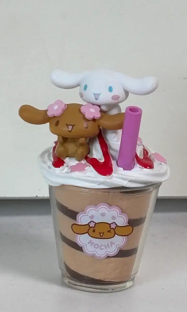 Sanrio シナモロール フレンズ モカ RE-MENT フィギュア