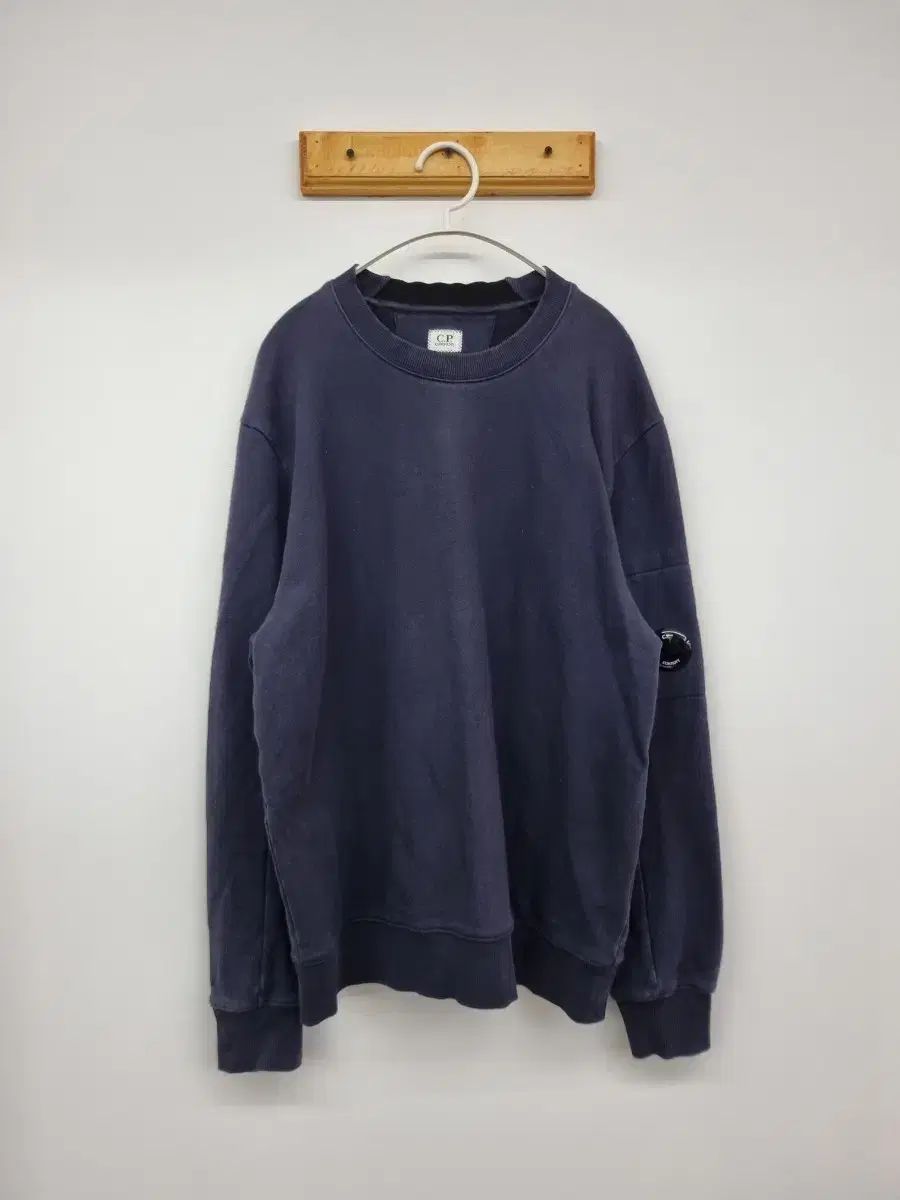 C.P. COMPANY シーピーカンパニー スウェット