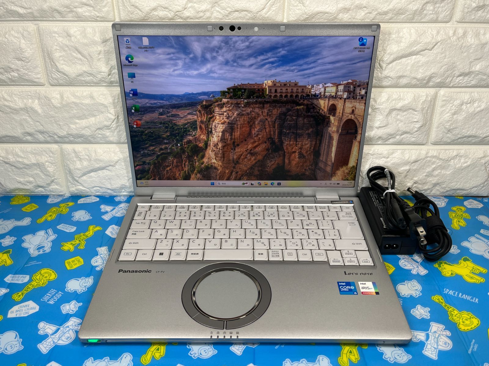 レッツノート 16GB CF-FV1 14.0型 QHD 軽量 パナソニック