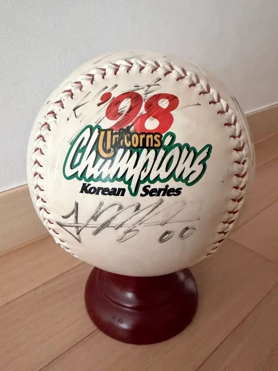 超レア) HYUNDAI ユニコーンス 98年 優勝 サインボール 出品