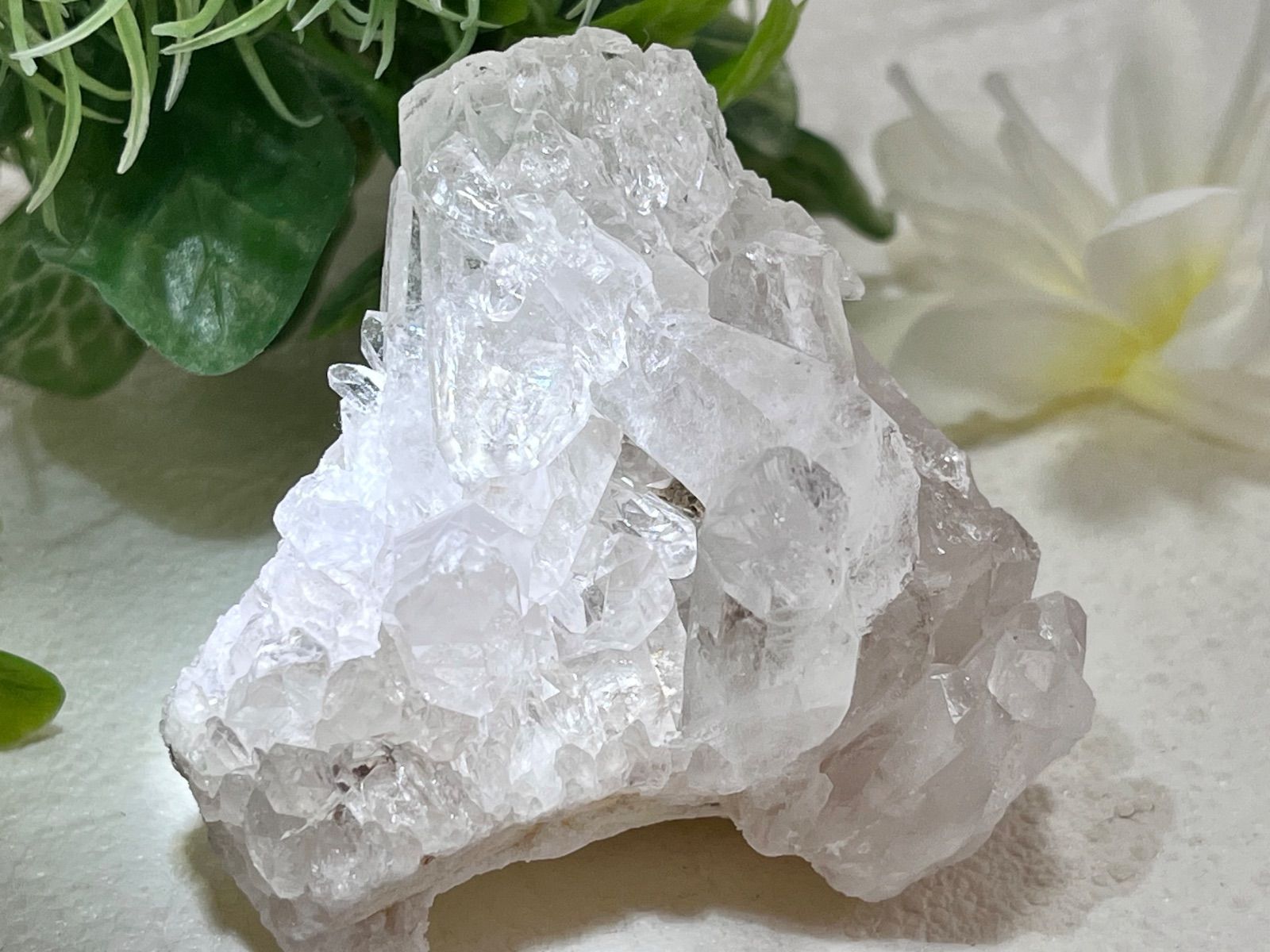 幻の水晶✴︎ トマスゴンサガ産 クリスタル ドゥルージークラスター 6,696円