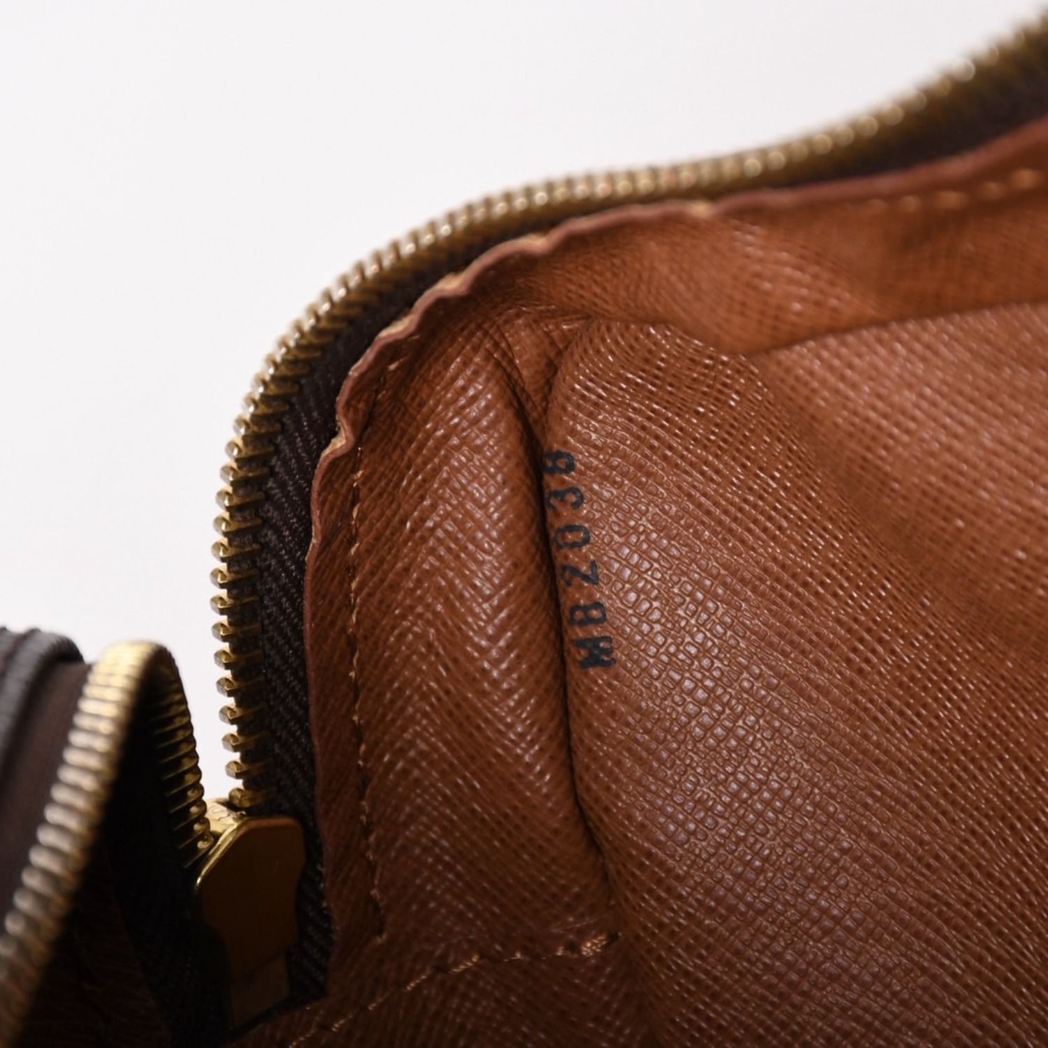極美品 LOUIS VUITTON ルイヴィトン トロカデロ27 ショルダーバッグ 