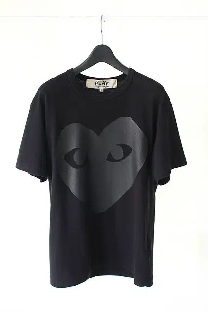 COMME DES GARCONS プレイ コム・デ・ギャルソン ビックハート ブラック 半袖Tシャツ