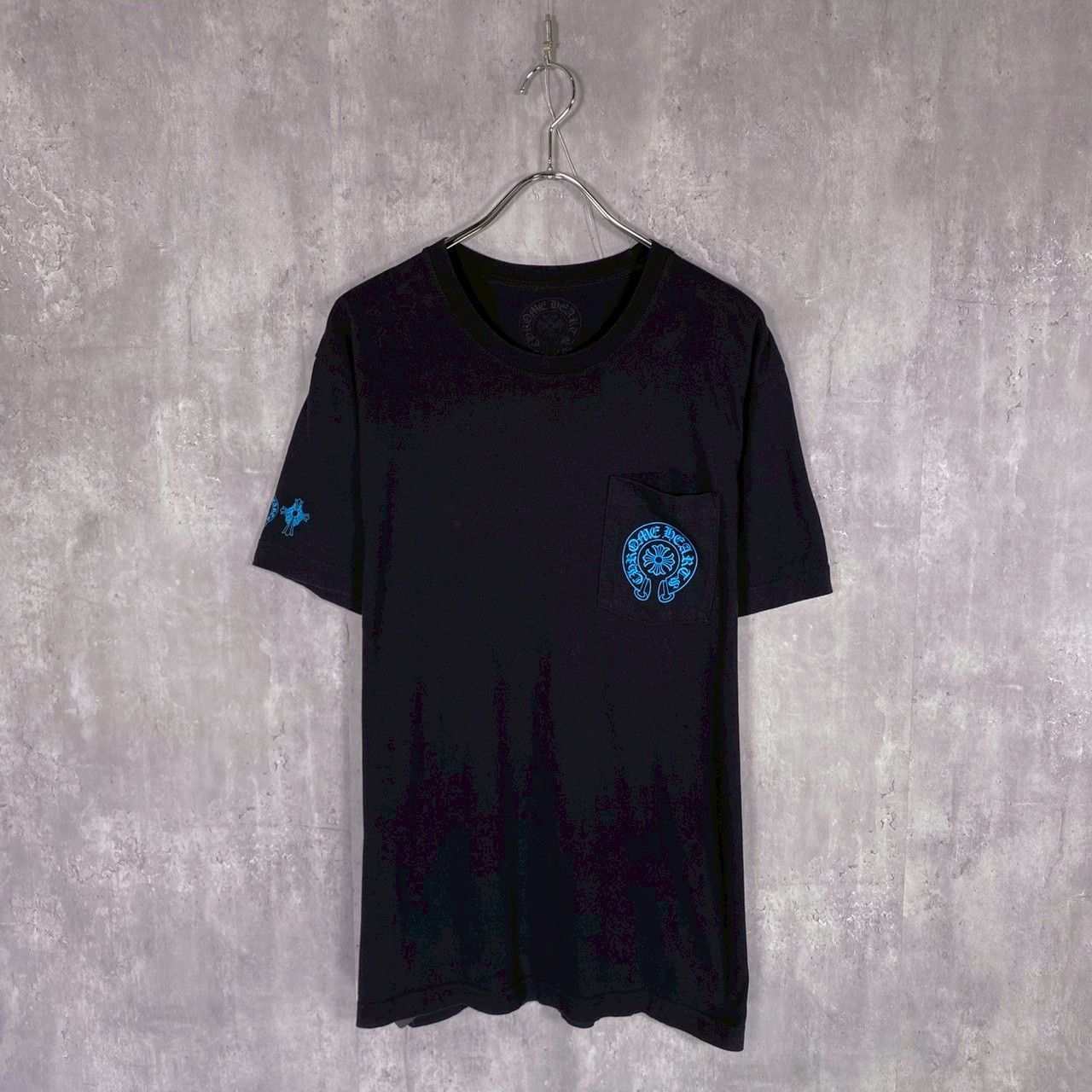 『CHROME HEARTS』クロムハーツ (L) ダガープリントTシャツ メンズ