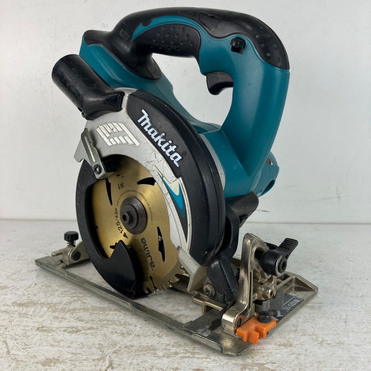 MAKITA マキタ 14.4v 125mm 充電式丸のこ ※バッテリー、充電器無し SS540D ブルー
