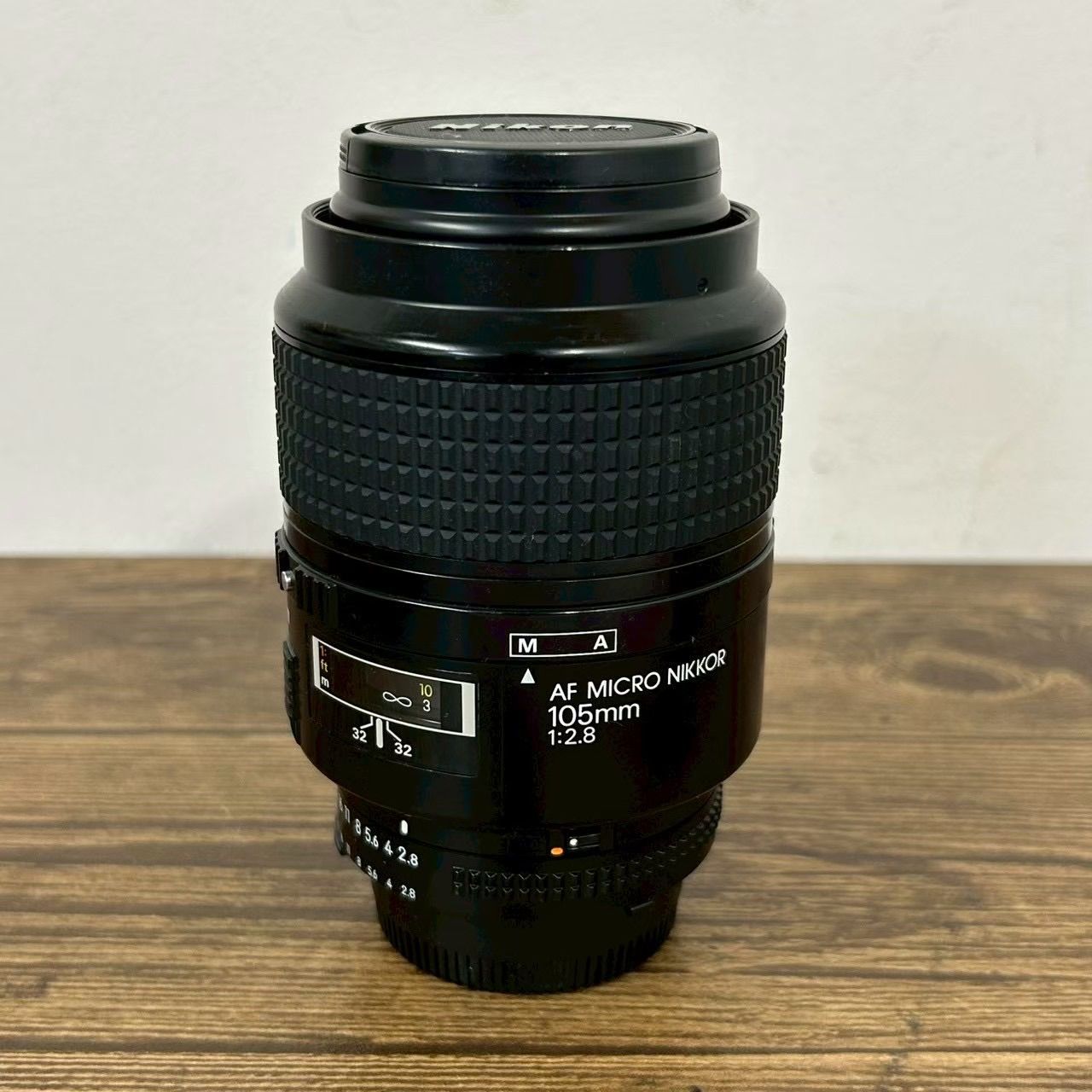 Nikon ニコン　Fマウント用　レンズ　AF MICRO NIKKOR 105mm 1：2：8 カメラレンズ