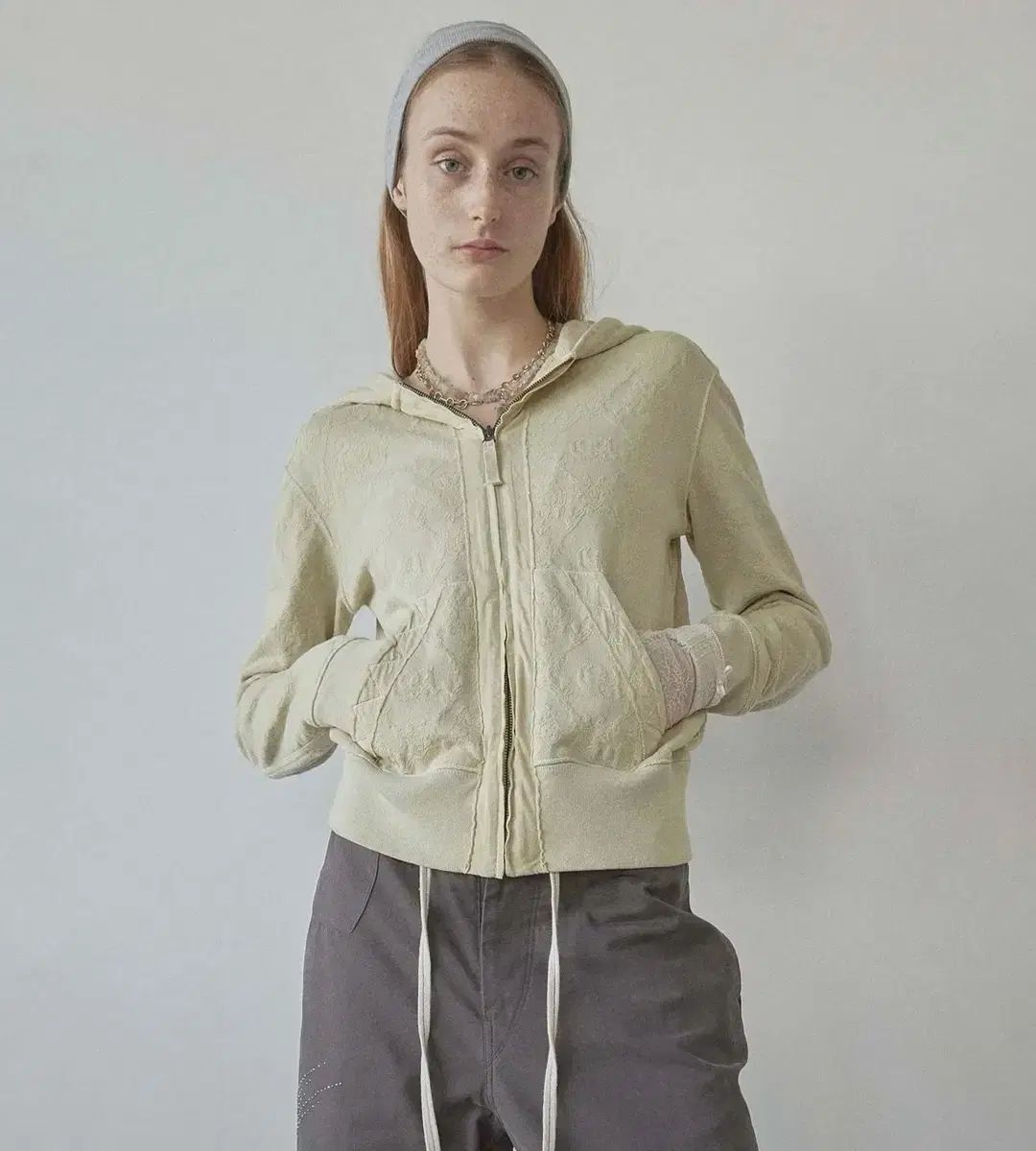 SCULPTOR Jacquard Hoodie Zip-Up Mustard