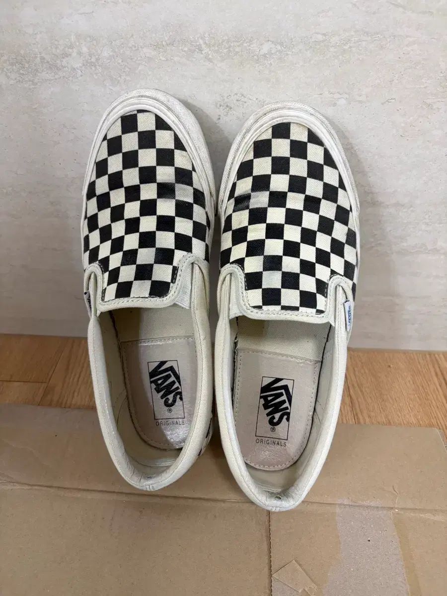 ヴァンズ VANS ジェリー ローレン チェッカーボード スリッポン 260