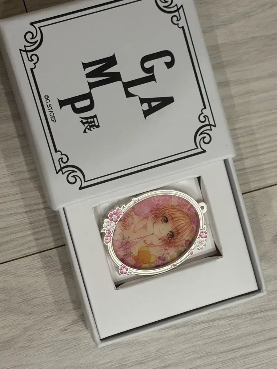 CLAMP展 カードキャプターさくら ペンダント