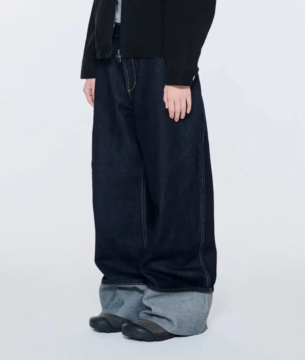 ザ・コールディ・モーメント ウールロールアップパンツ