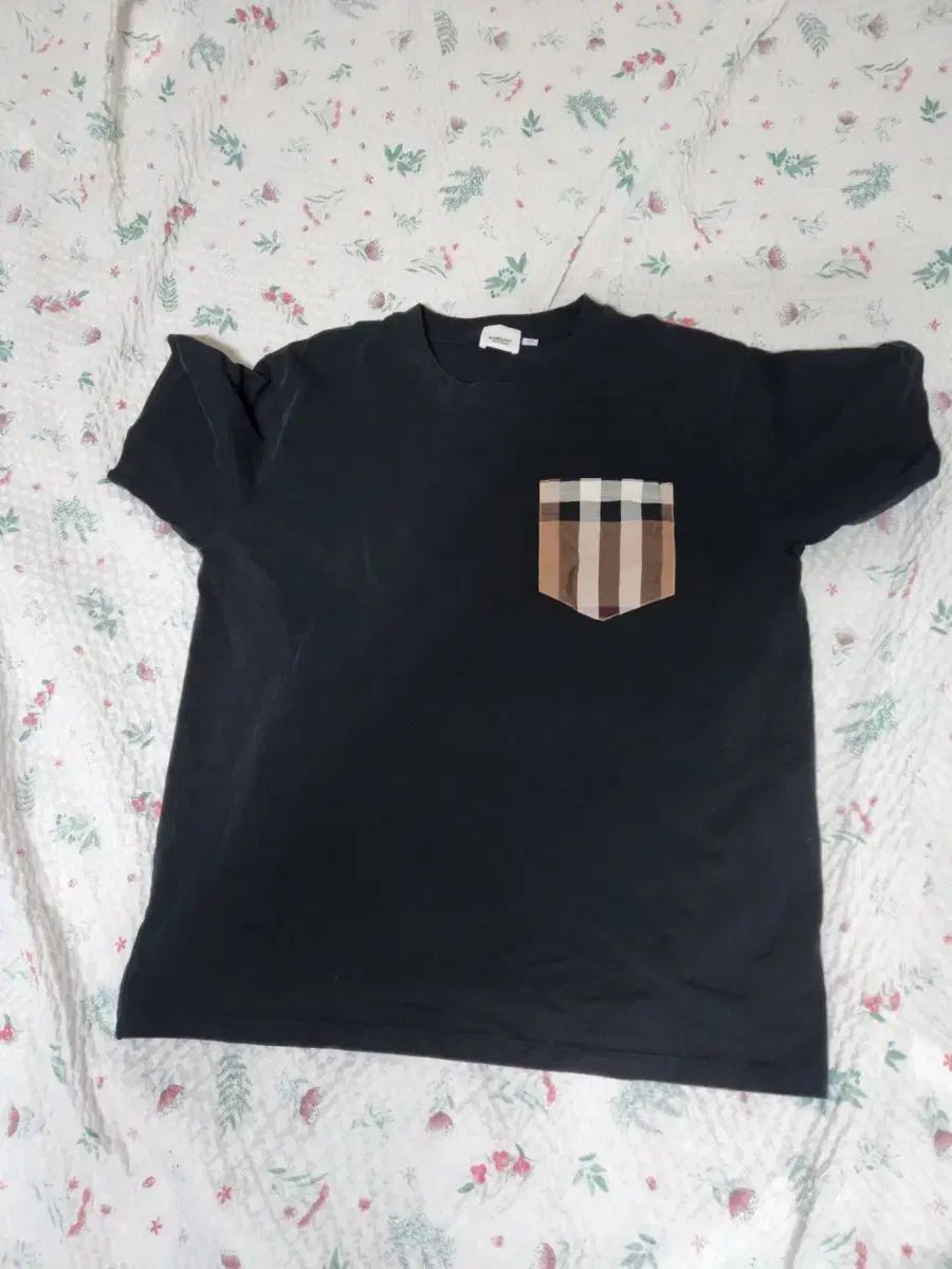 バーバリー Tシャツ
