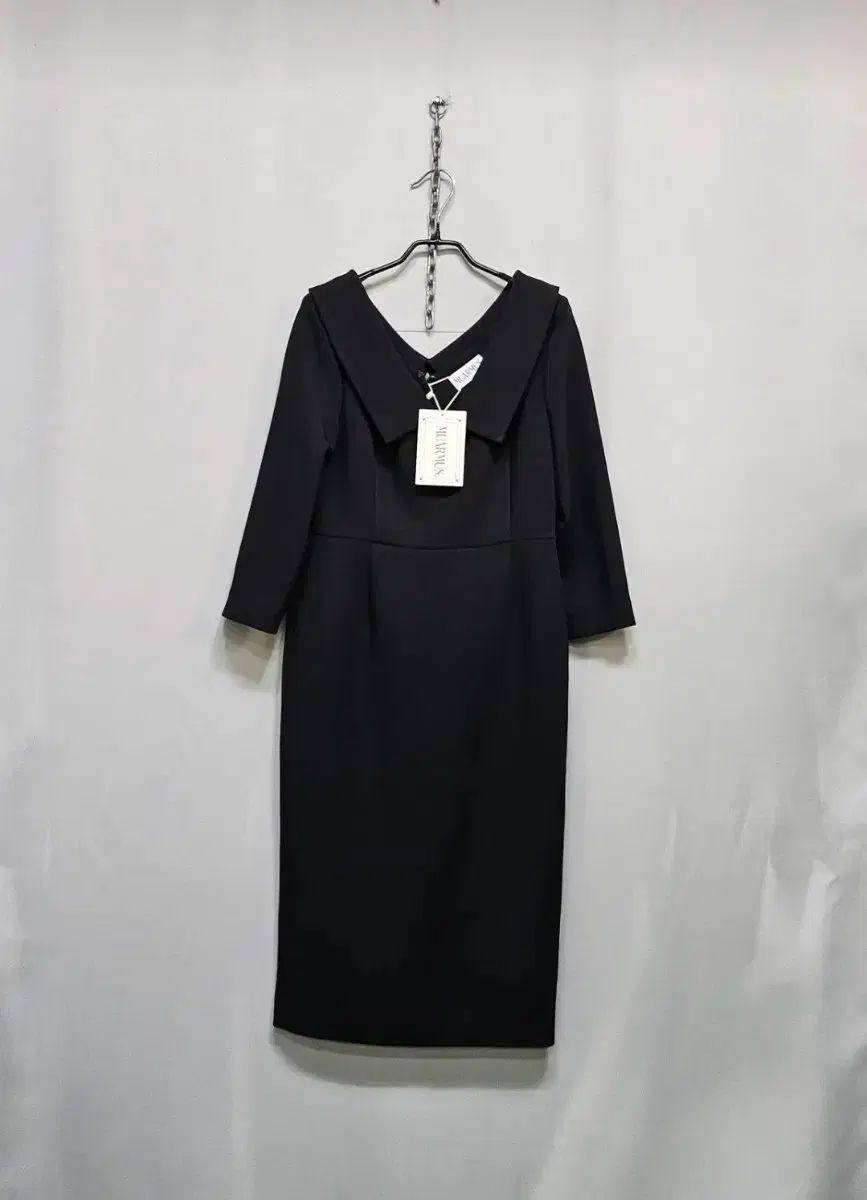 ムアルムス ロング ONE PIECE