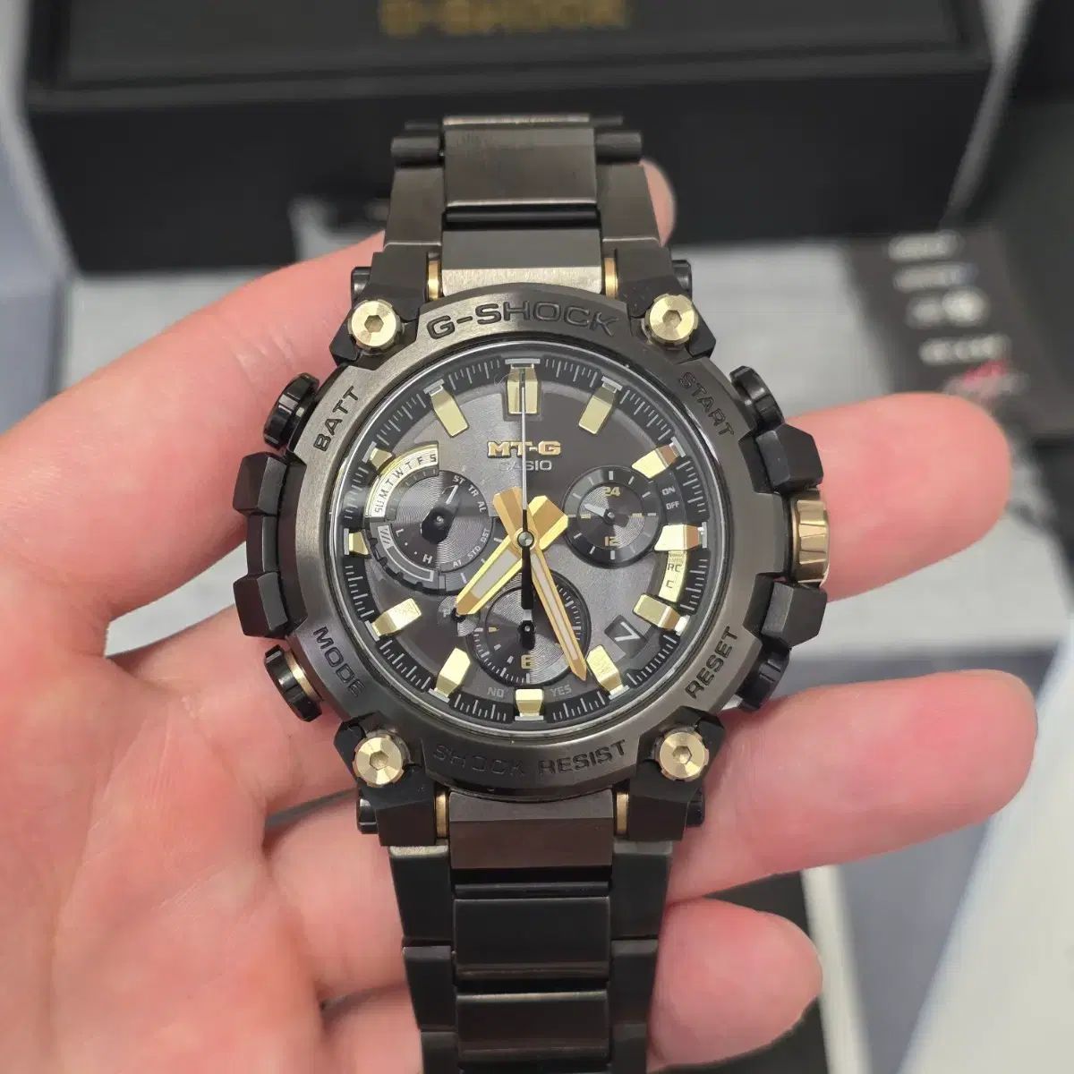 G-SHOCK b3000bde 黒金