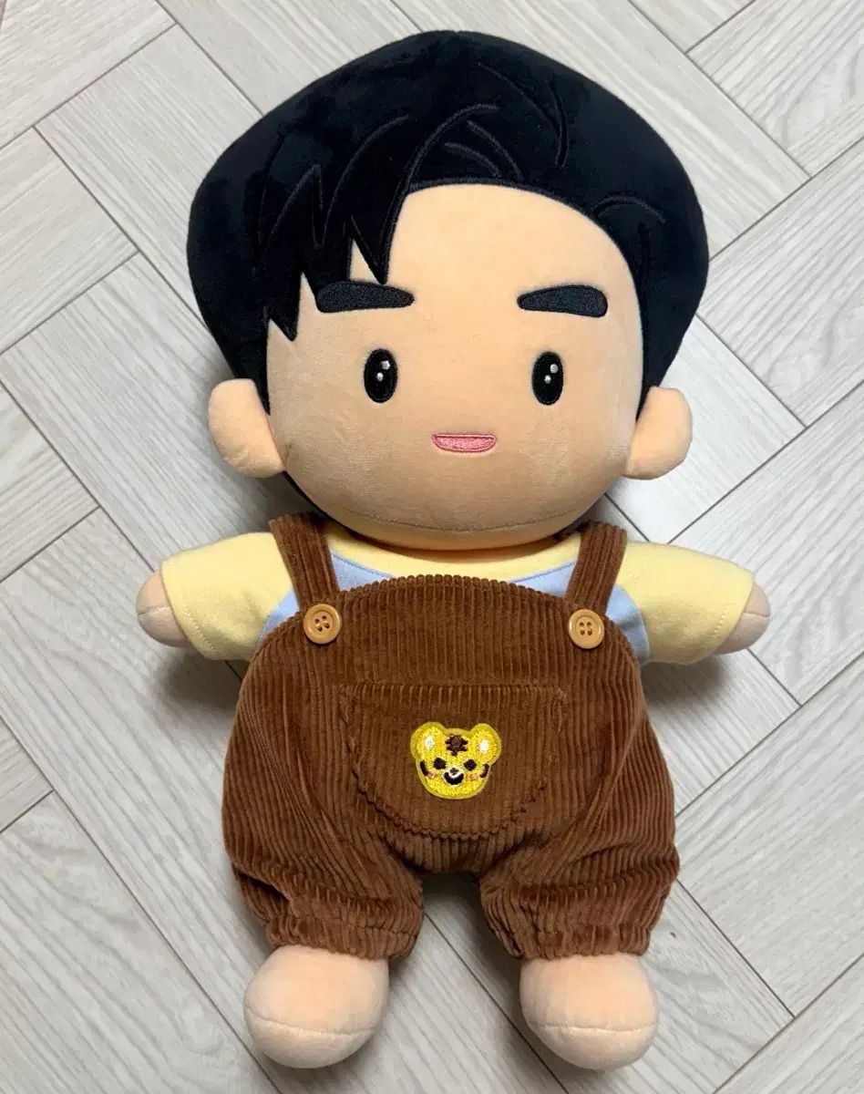 イム・ヨンウン(LIM YOUNGWOONG) ぬいぐるみ 명웅이 40cm