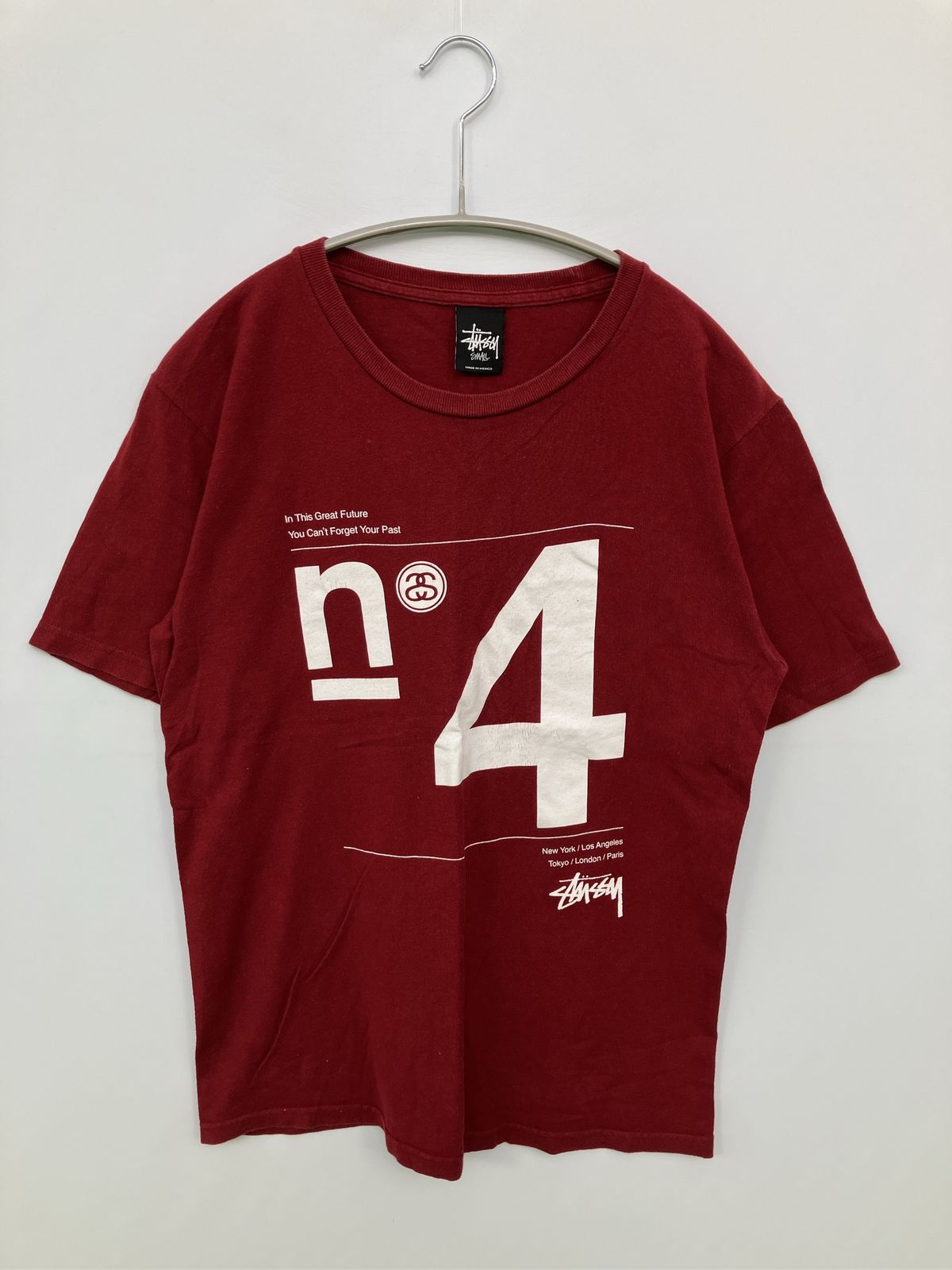 stussy ステューシー Tシャツ/カットソー SMALL レッド 前面プリント バックプリント ブランドロゴ ショート丈 半袖 クルーネック(丸首) メンズ レディース