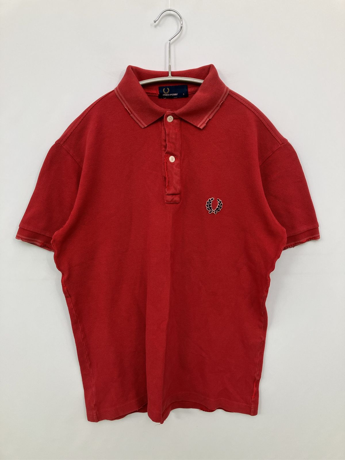 FRED PERRY フレッドペリー ポロシャツ S レッド 無地 ワンポイント ブランドロゴ 刺繍 半袖 メンズ