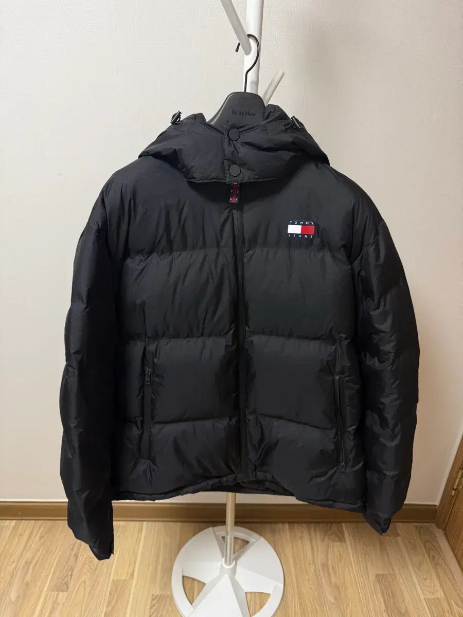 TOMMY JEANS トミー ジーンズ ダウン