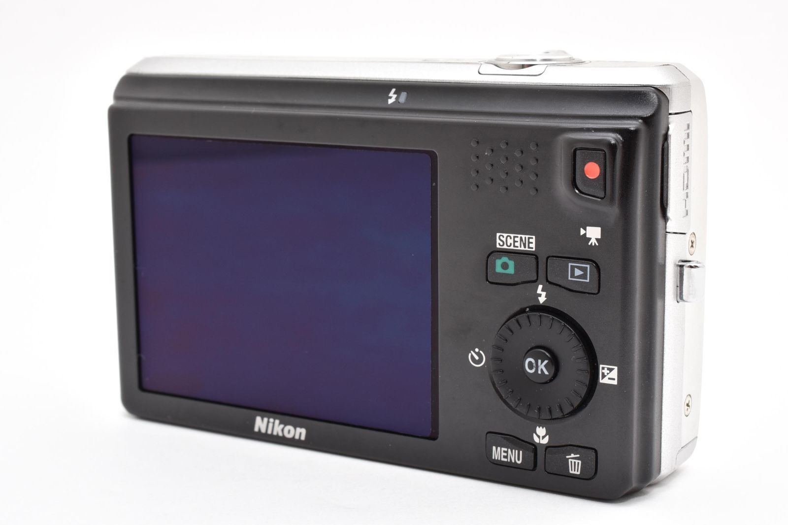 完動美品] Nikon COOLPIX S6300 シルバー コンパクトデジタルカメラ