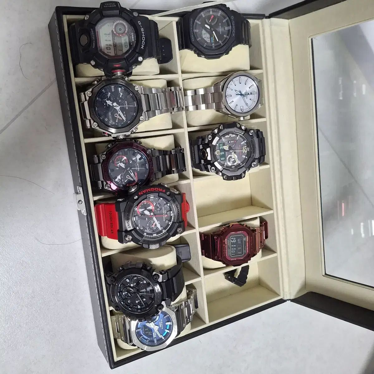 G-SHOCK GW-9400 (レインマン)