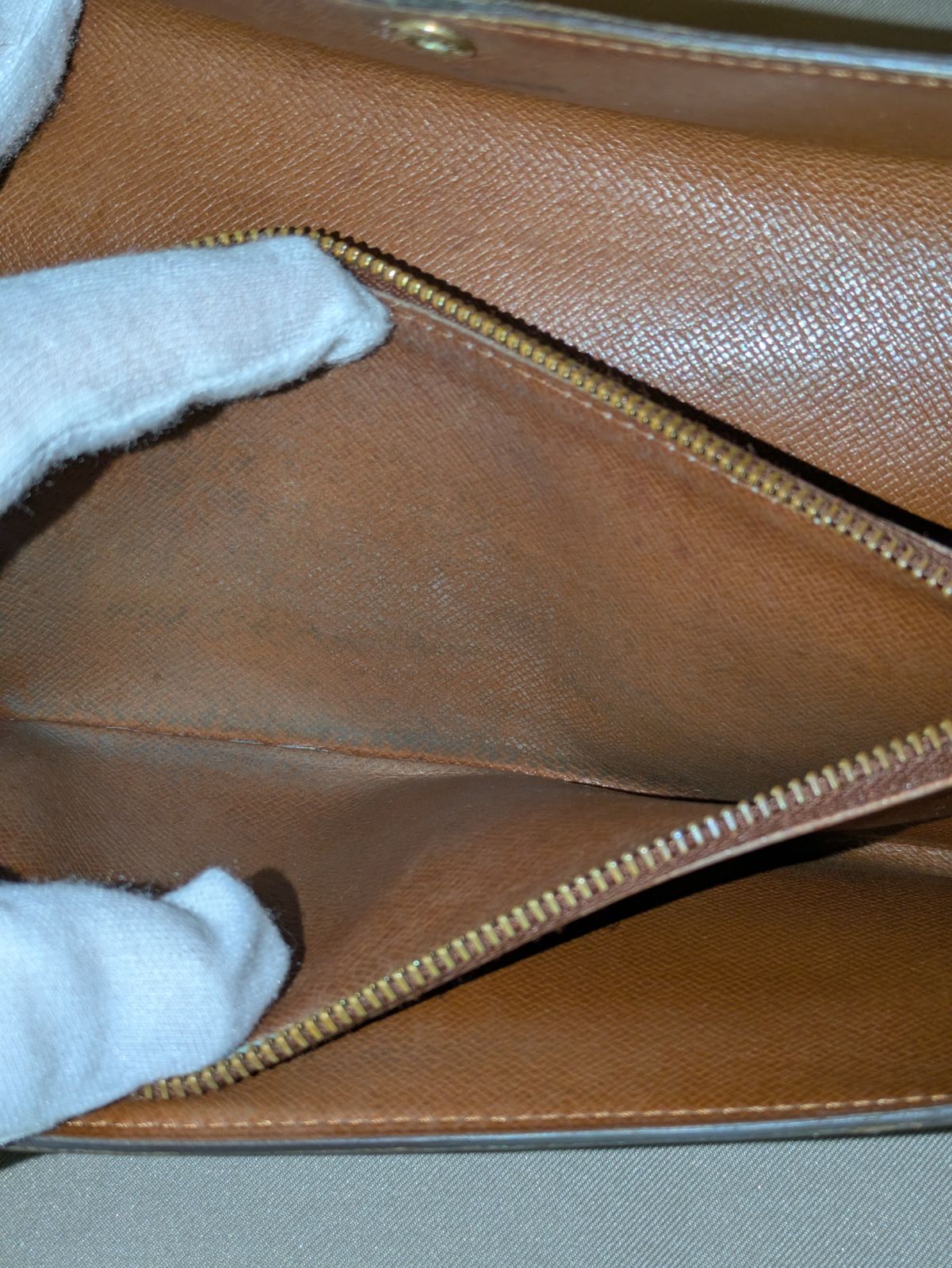 ルイヴィトン LOUIS VUITTON　二つ折り財布　モノグラム　長財布　ヴィンテージ