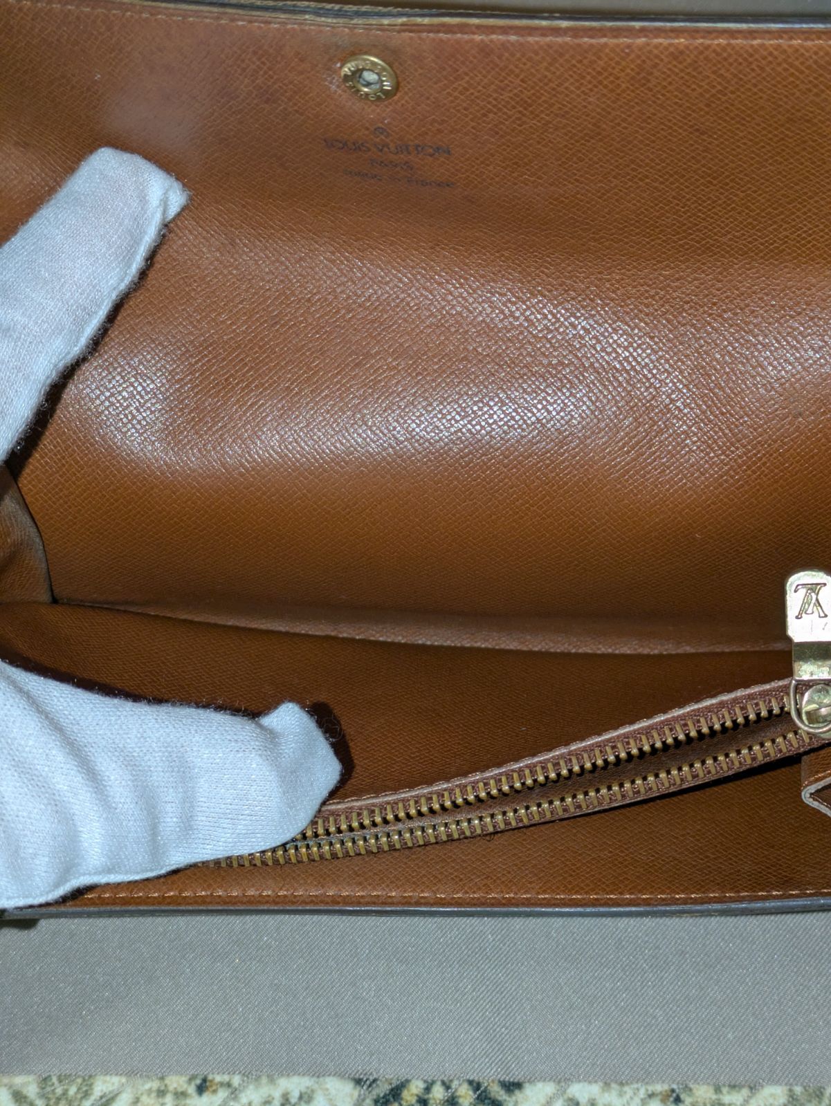 ルイヴィトン LOUIS VUITTON　二つ折り財布　モノグラム　長財布　ヴィンテージ