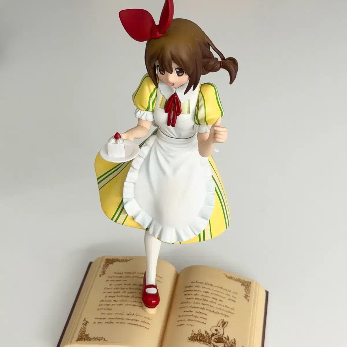 けいおん！ ゆい フィギュア 不思議の国のアリス Tea time