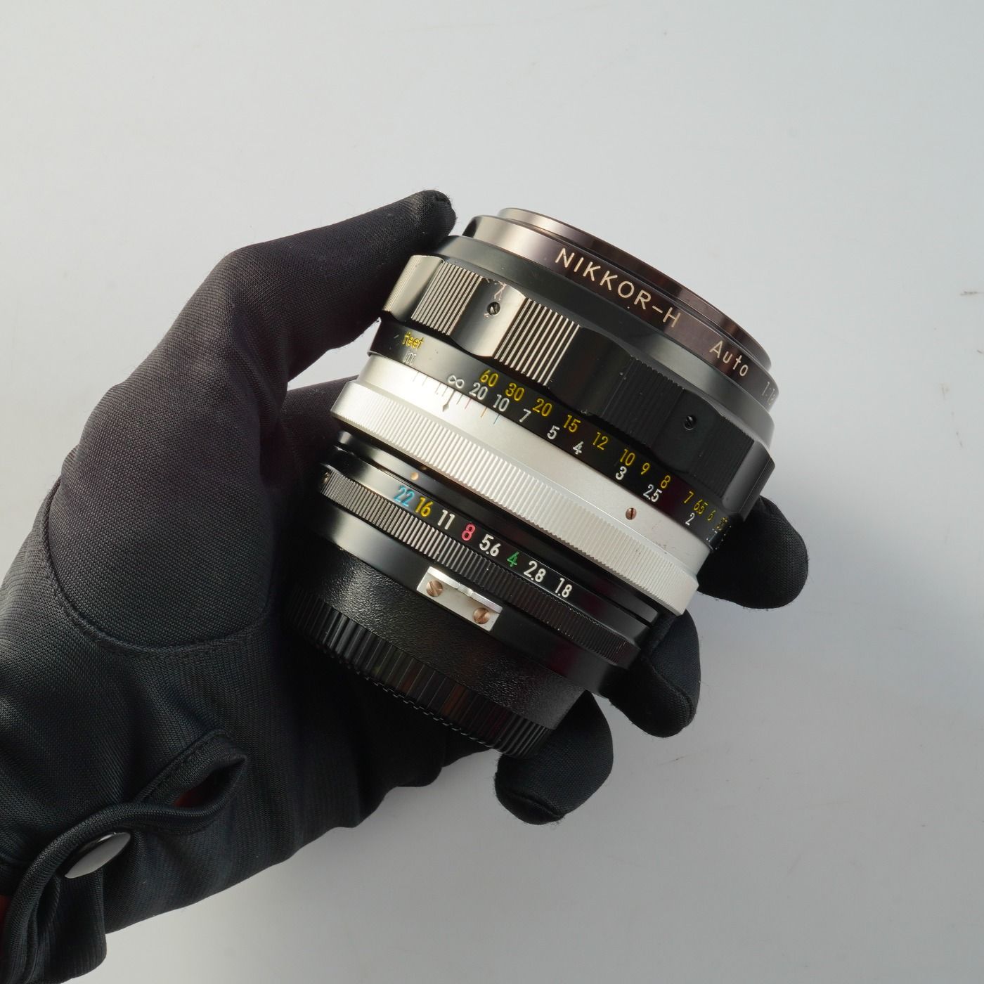 Nikon ニコン Nikkor-H Auto 85mm f1.8 非Ai Nikon ニコン 非Ai Nikkor-H Auto 85mm F/1.8 単焦点レンズ - メルカリ